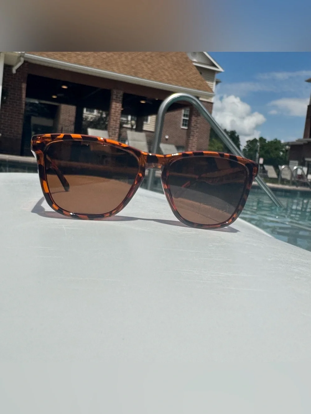 Tortoiseshell Rectangular Women's Sunglasses - Brown Lenses